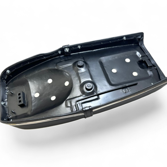 Honda CL350 1968-1970 K0-K2 Rear Hinge Metal Pan Black Motorcycle Seat